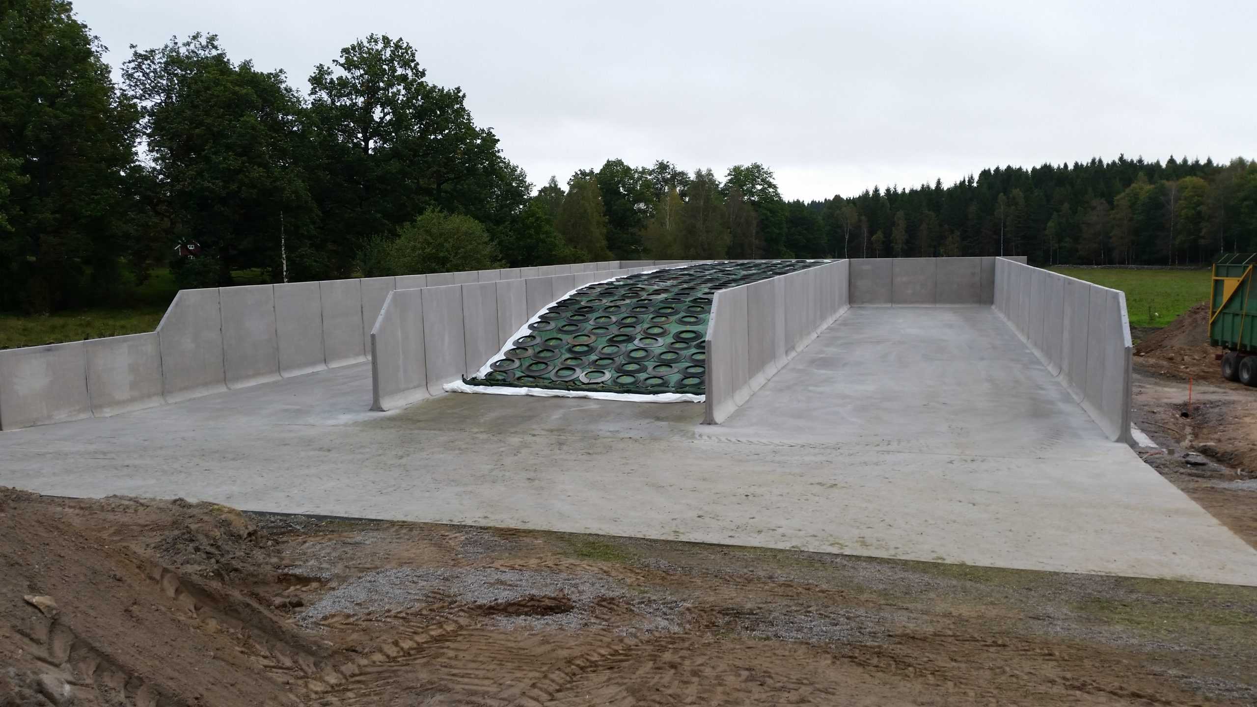 Polyuretanmørtel til plansilo. Plansilo på. bildet er levert av Fjøssystemer AS